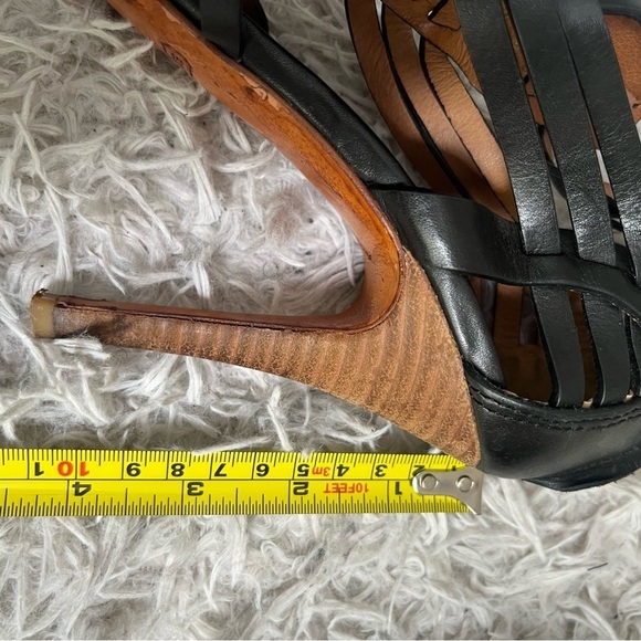 Coach Lucy Balck Gladiator Stilletto Heels Size 7B - Picture 6 of 16